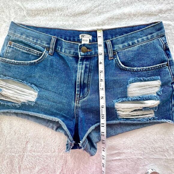 🌴 Billabong Jean Shorts Distressed Denim Cutoffs, Size 31 - Picture 6 of 7